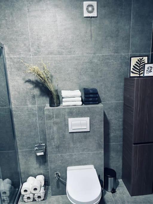 Priam Apartment 普里什蒂纳 外观 照片