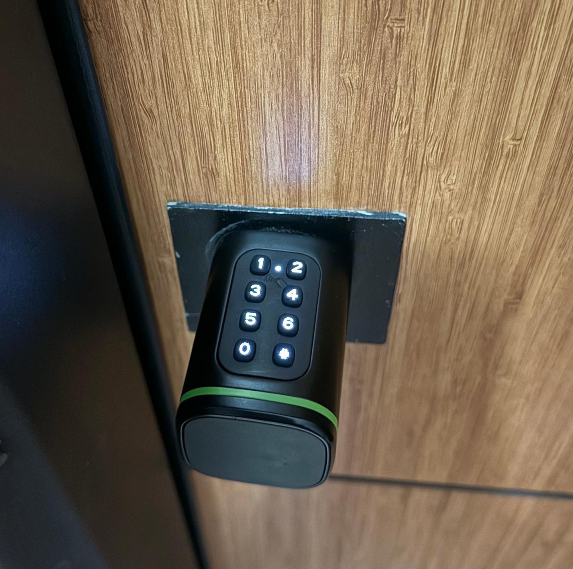 Priam Apartment 普里什蒂纳 外观 照片